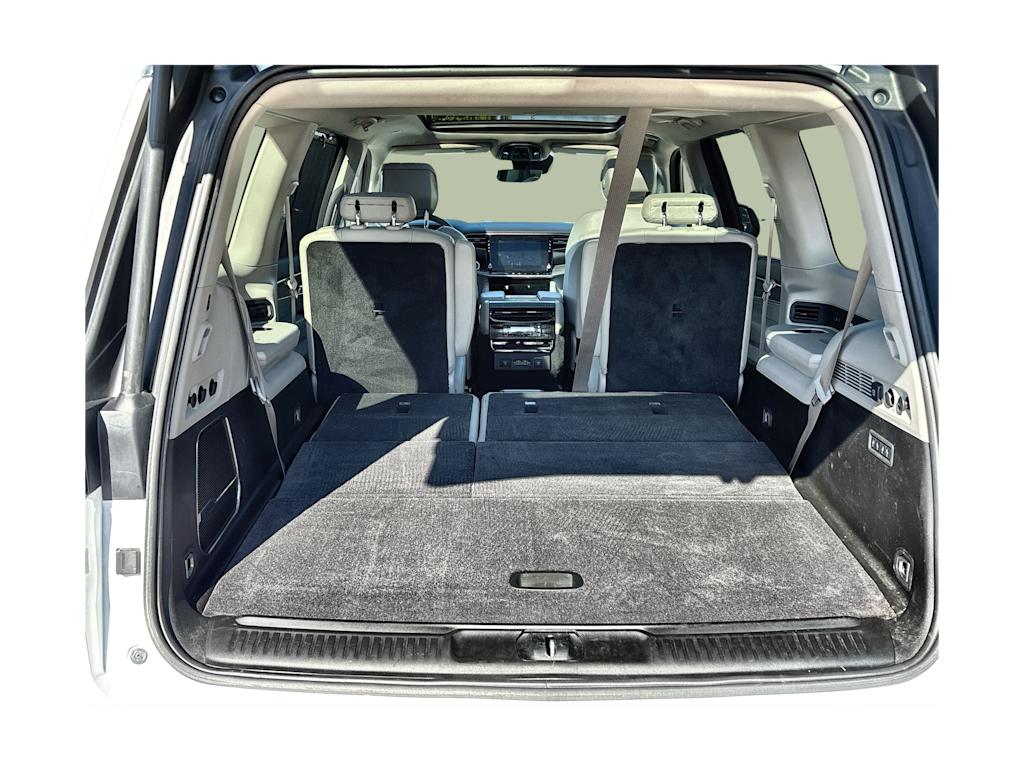 Thumbnail: 2024 Jeep Wagoneer - 15