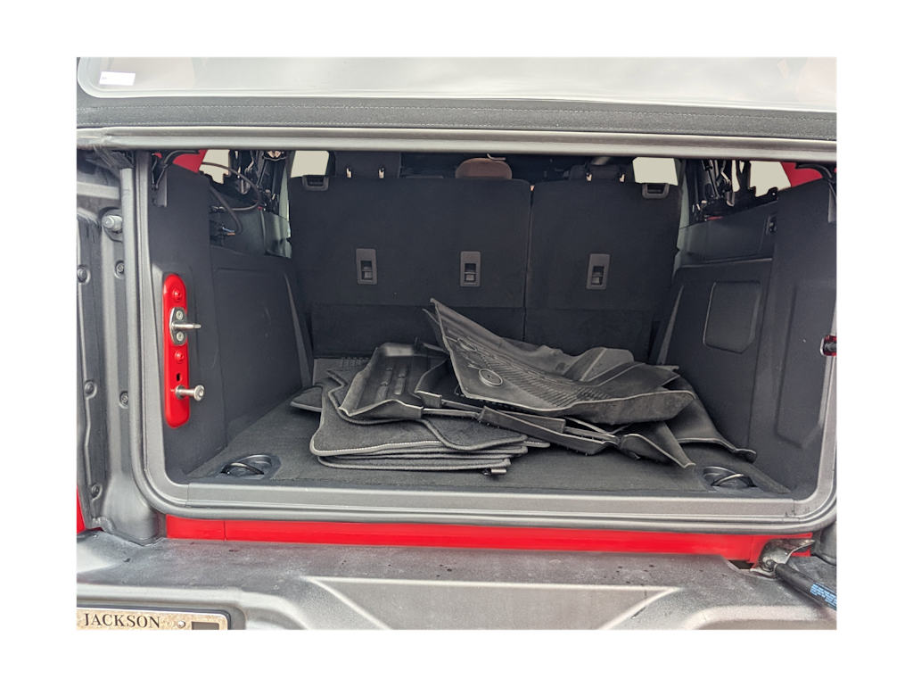 Thumbnail: 2023 Ford Bronco - 15