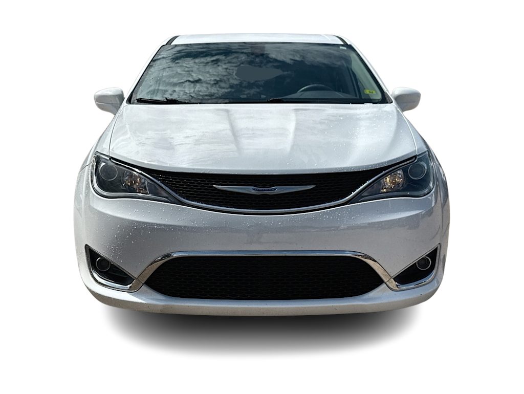 Thumbnail: 2018 Chrysler Pacifica - 6