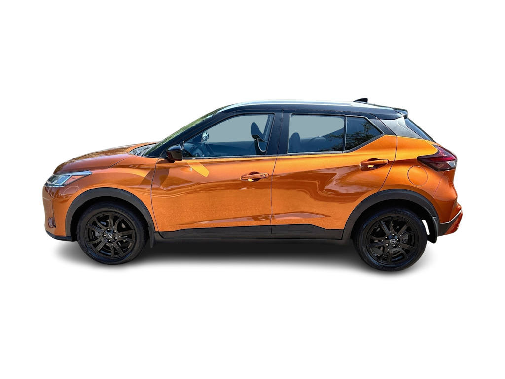 Thumbnail: 2023 Nissan Kicks - 3