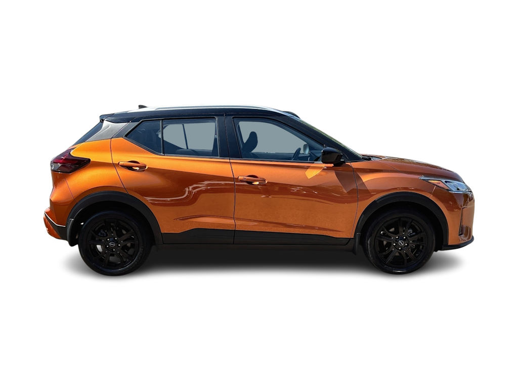 Thumbnail: 2023 Nissan Kicks - 22