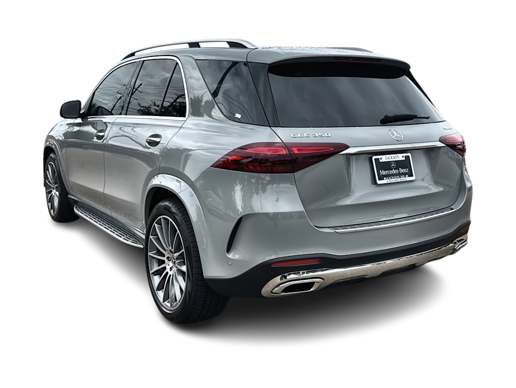 Thumbnail: 2026 Mercedes-Benz GLE - 4