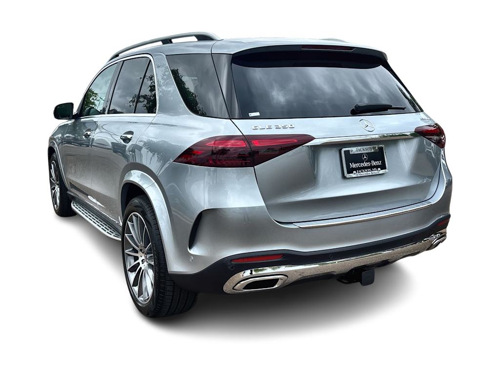 Thumbnail: 2026 Mercedes-Benz GLE - 4