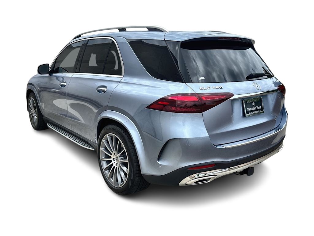 Thumbnail: 2026 Mercedes-Benz GLE - 4
