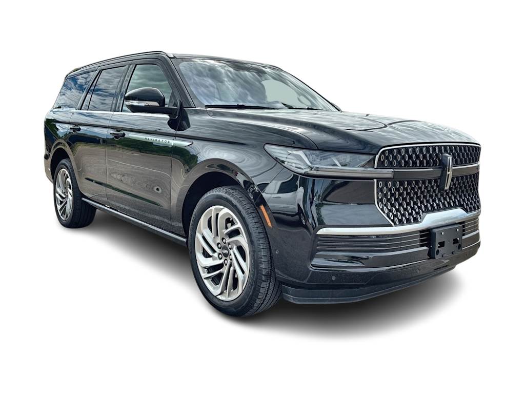 Thumbnail: 2025 Lincoln Navigator - 19