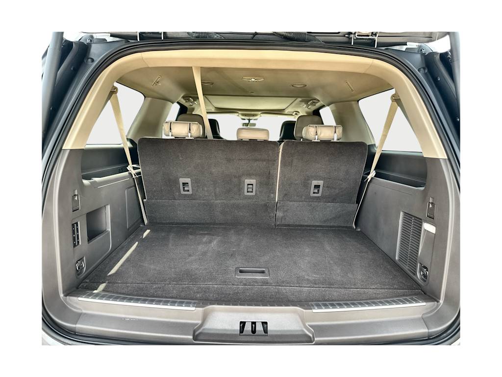 Thumbnail: 2024 Lincoln Navigator L - 15