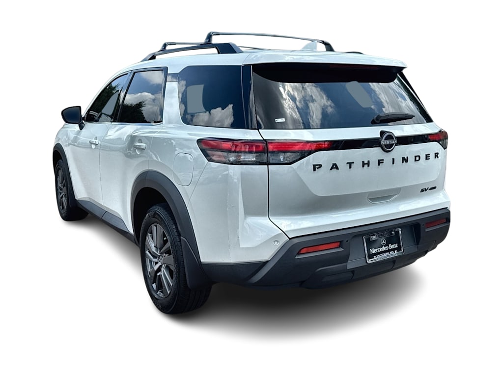 Thumbnail: 2023 Nissan Pathfinder - 4