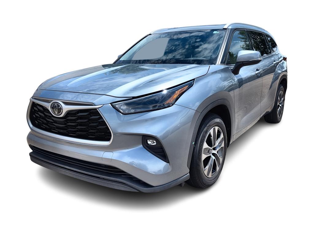 Thumbnail: 2022 Toyota Highlander - 23