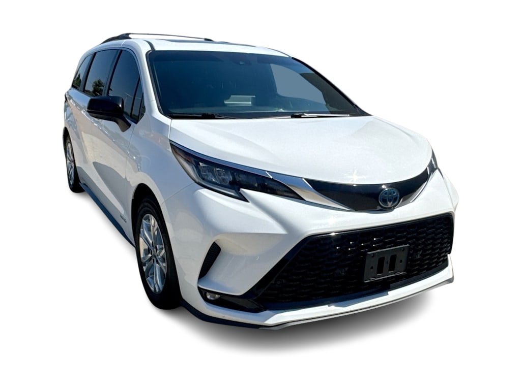 Thumbnail: 2021 Toyota Sienna - 19