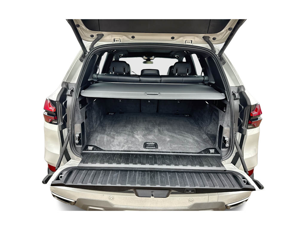 Thumbnail: 2026 BMW X5 - 17