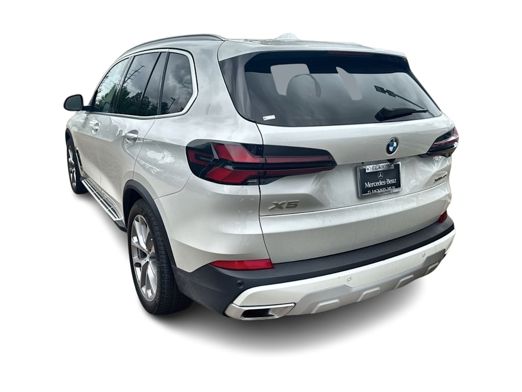 Thumbnail: 2026 BMW X5 - 4
