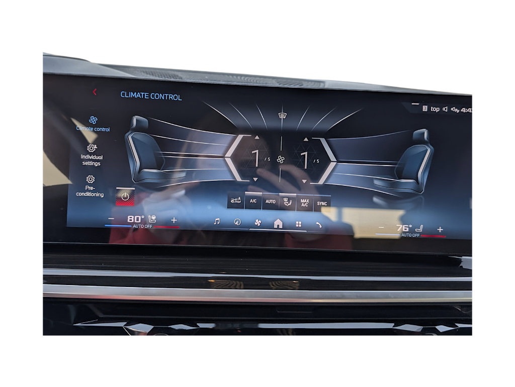 Thumbnail: 2024 BMW X7 - 14