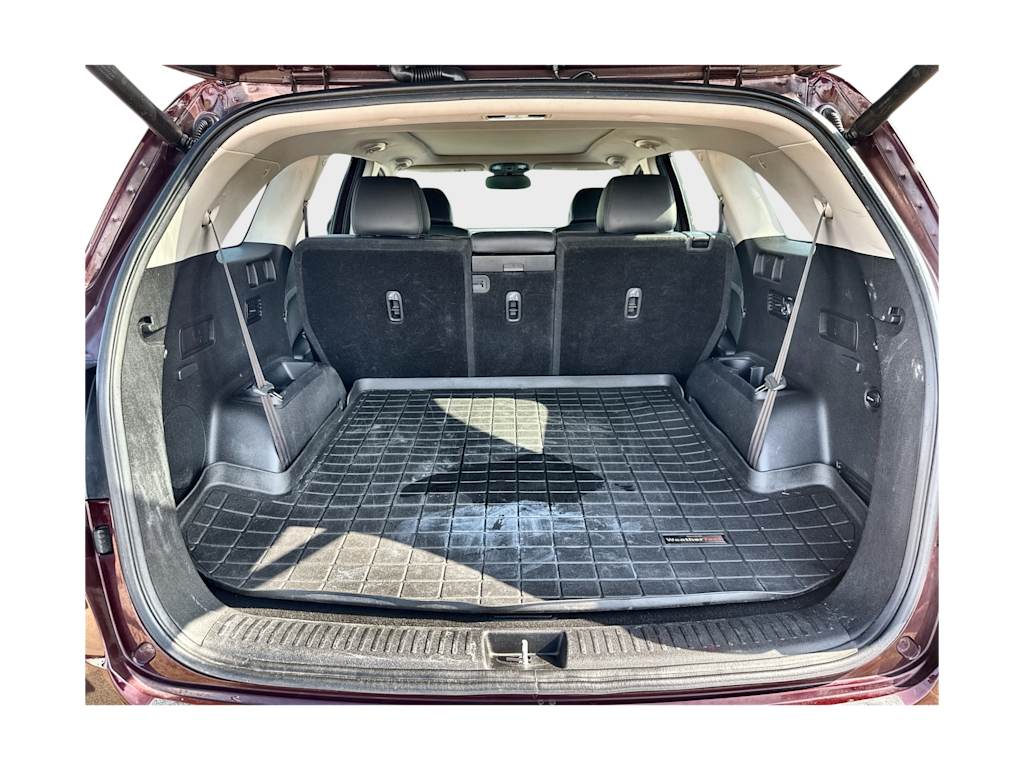 Thumbnail: 2018 Kia Sorento - 17