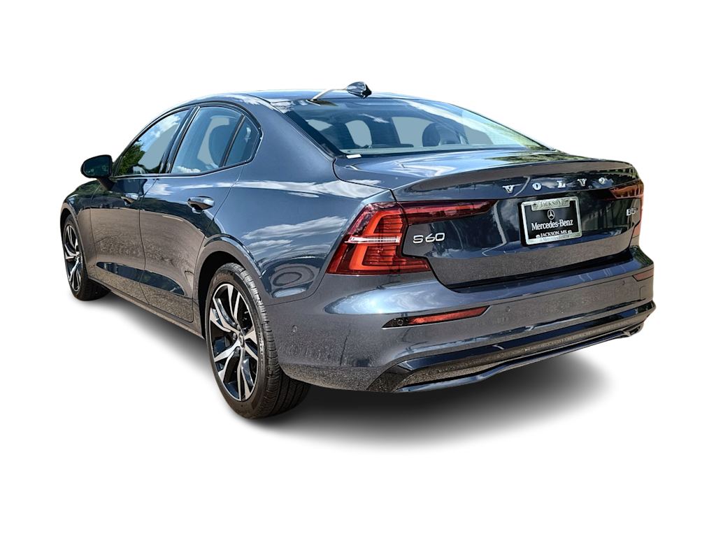 Thumbnail: 2025 Volvo S60 - 4