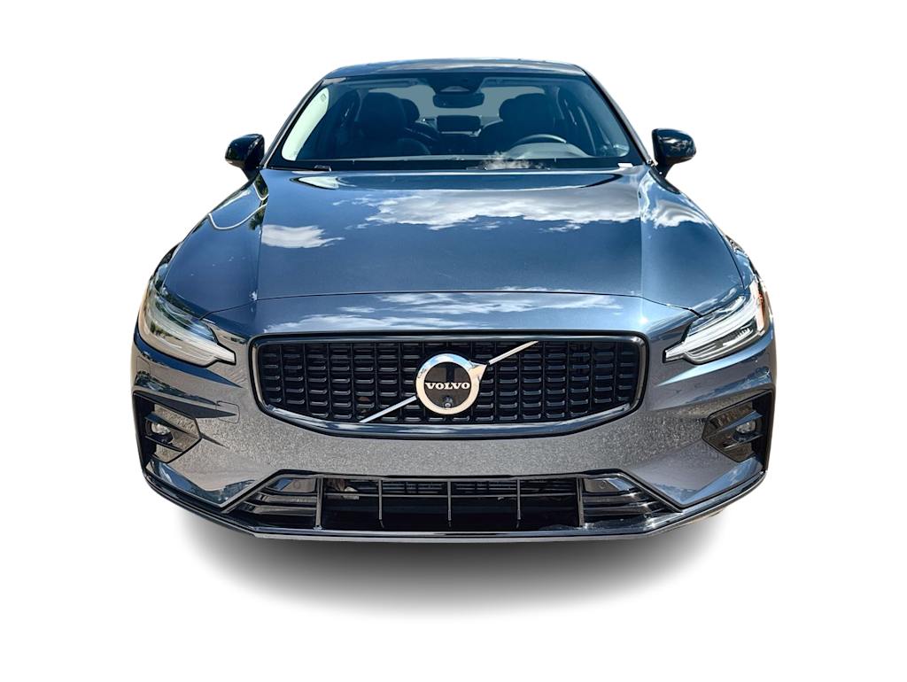 Thumbnail: 2025 Volvo S60 - 6