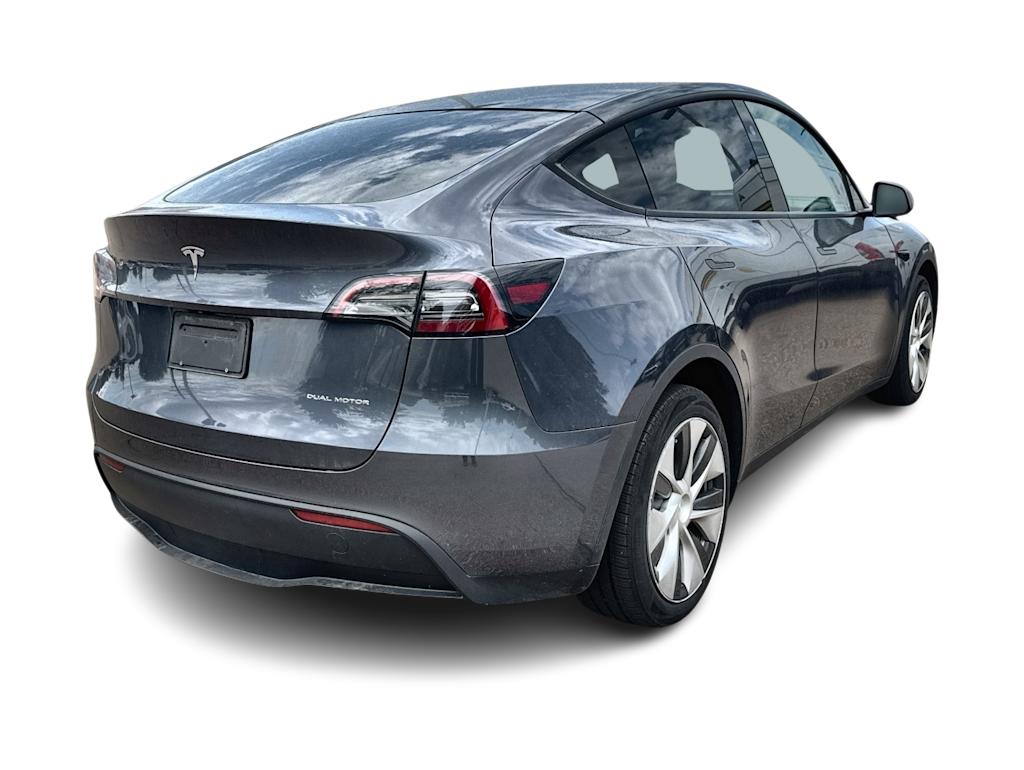 Thumbnail: 2023 Tesla Model Y - 8
