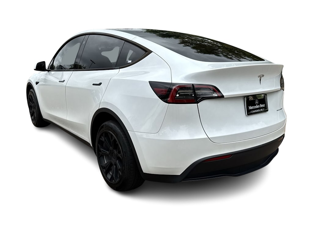 Thumbnail: 2023 Tesla Model Y - 4