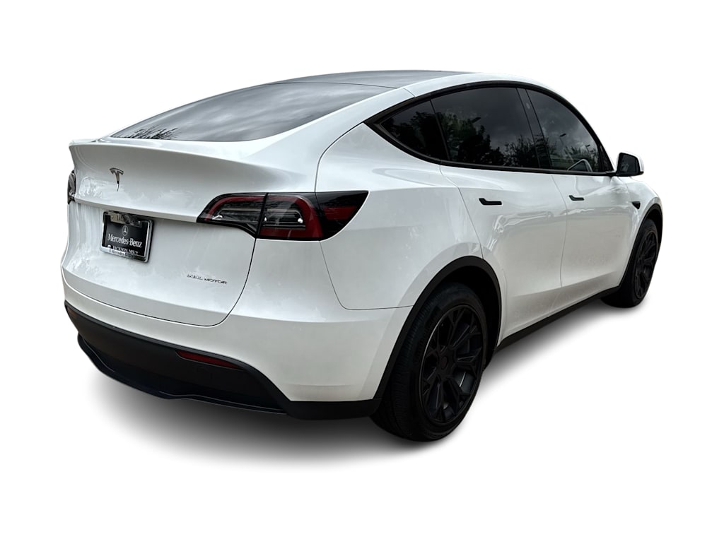 Thumbnail: 2023 Tesla Model Y - 18