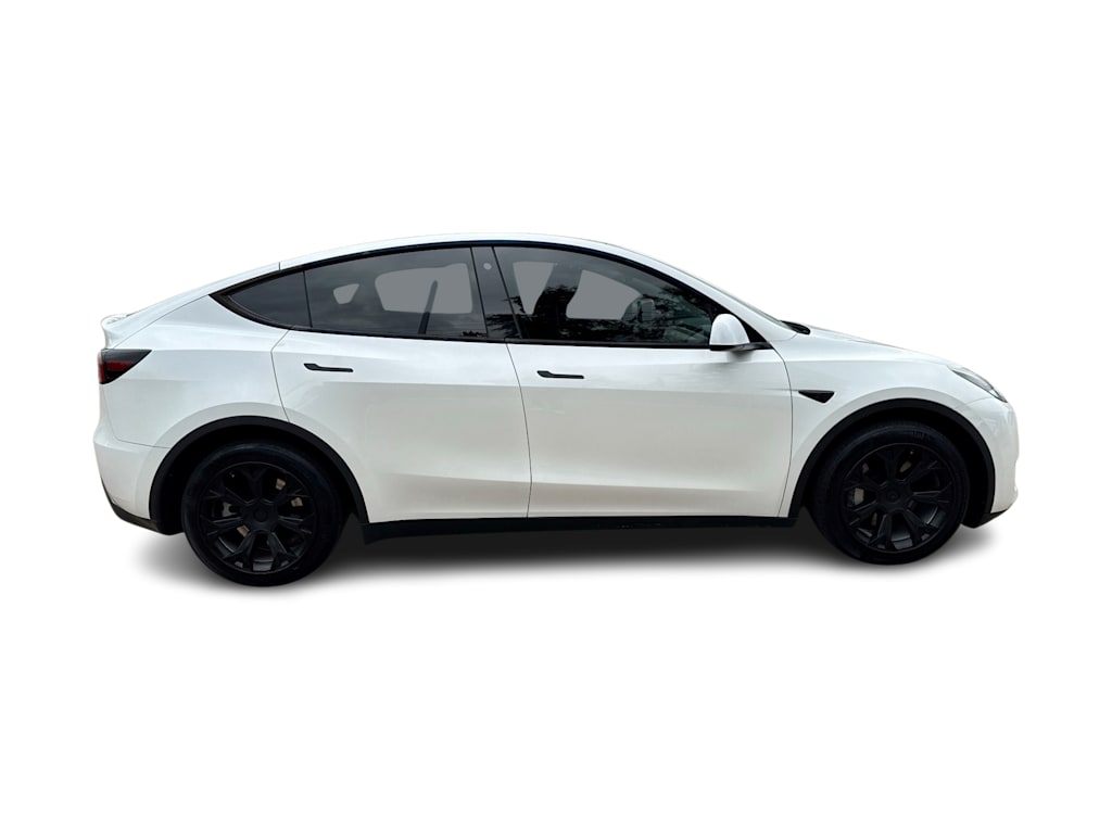 Thumbnail: 2023 Tesla Model Y - 16