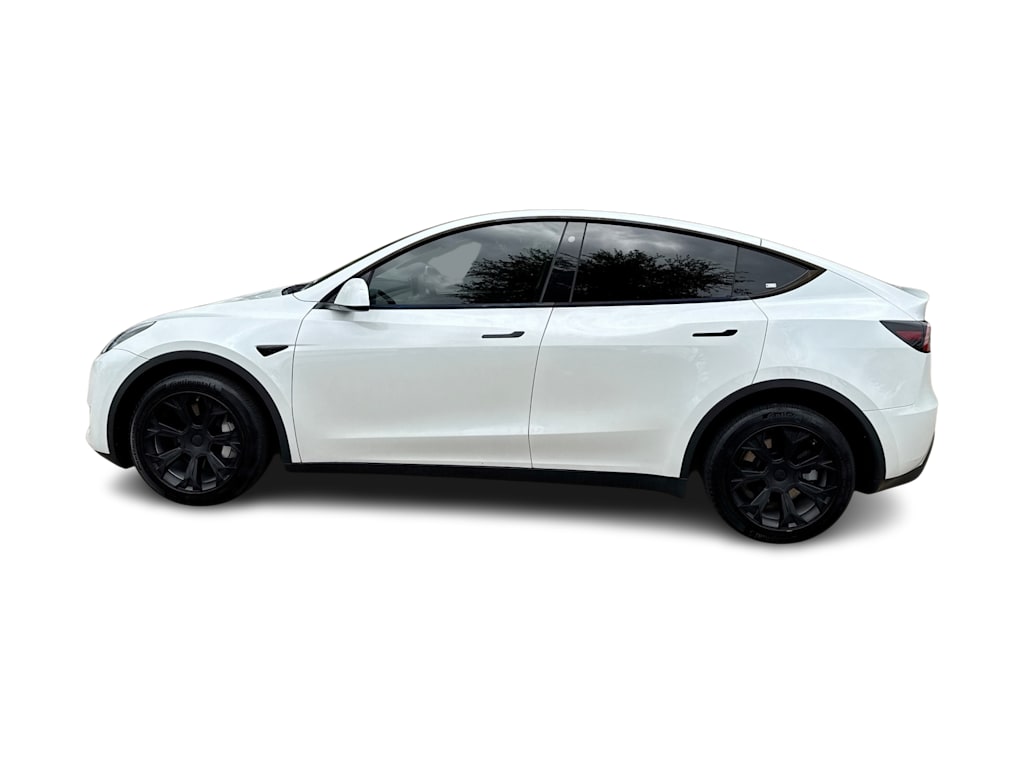 Thumbnail: 2023 Tesla Model Y - 3