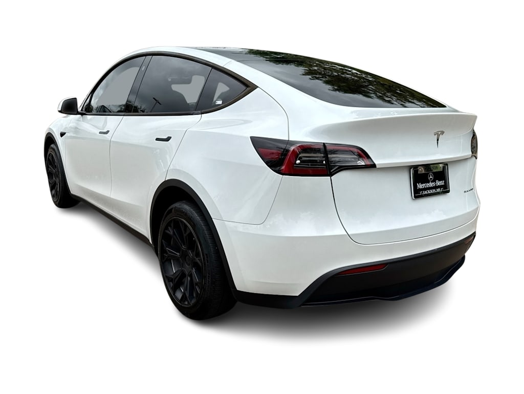 Thumbnail: 2023 Tesla Model Y - 4
