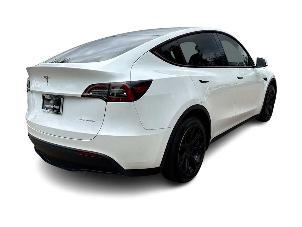 Thumbnail: 2023 Tesla Model Y - 15