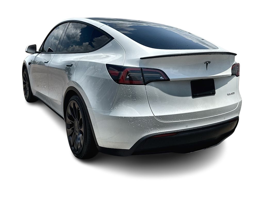 Thumbnail: 2022 Tesla Model Y - 4
