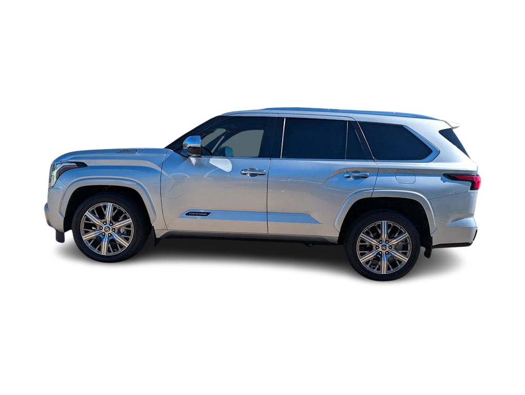 Thumbnail: 2023 Toyota Sequoia - 3