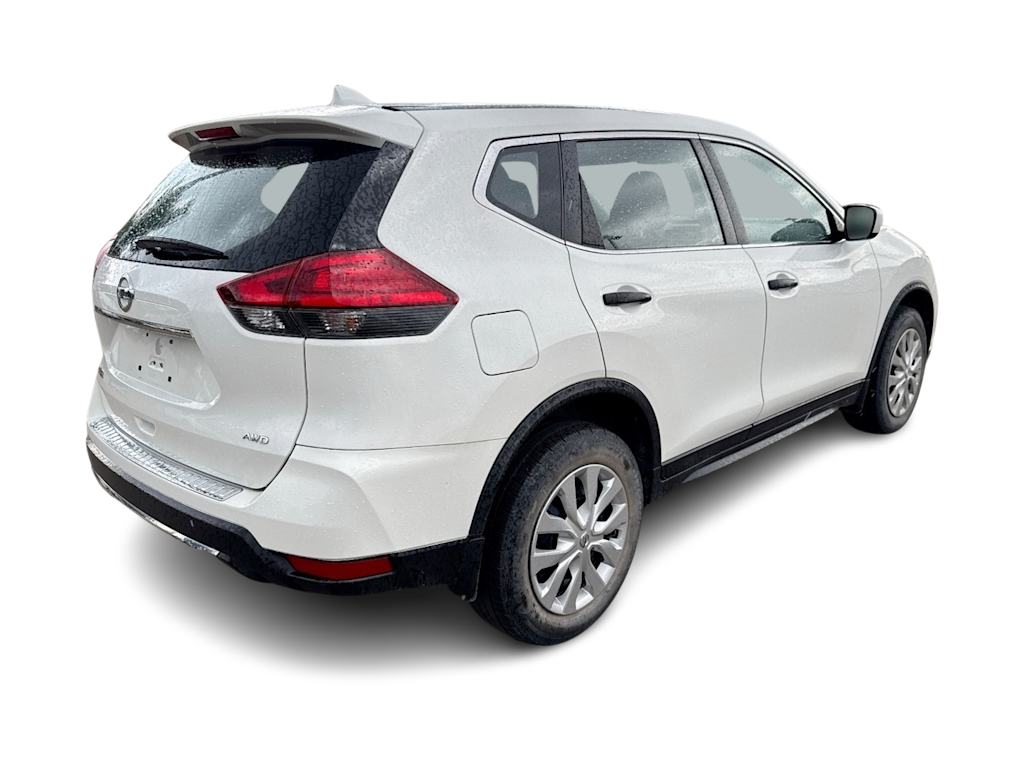 Thumbnail: 2017 Nissan Rogue - 9