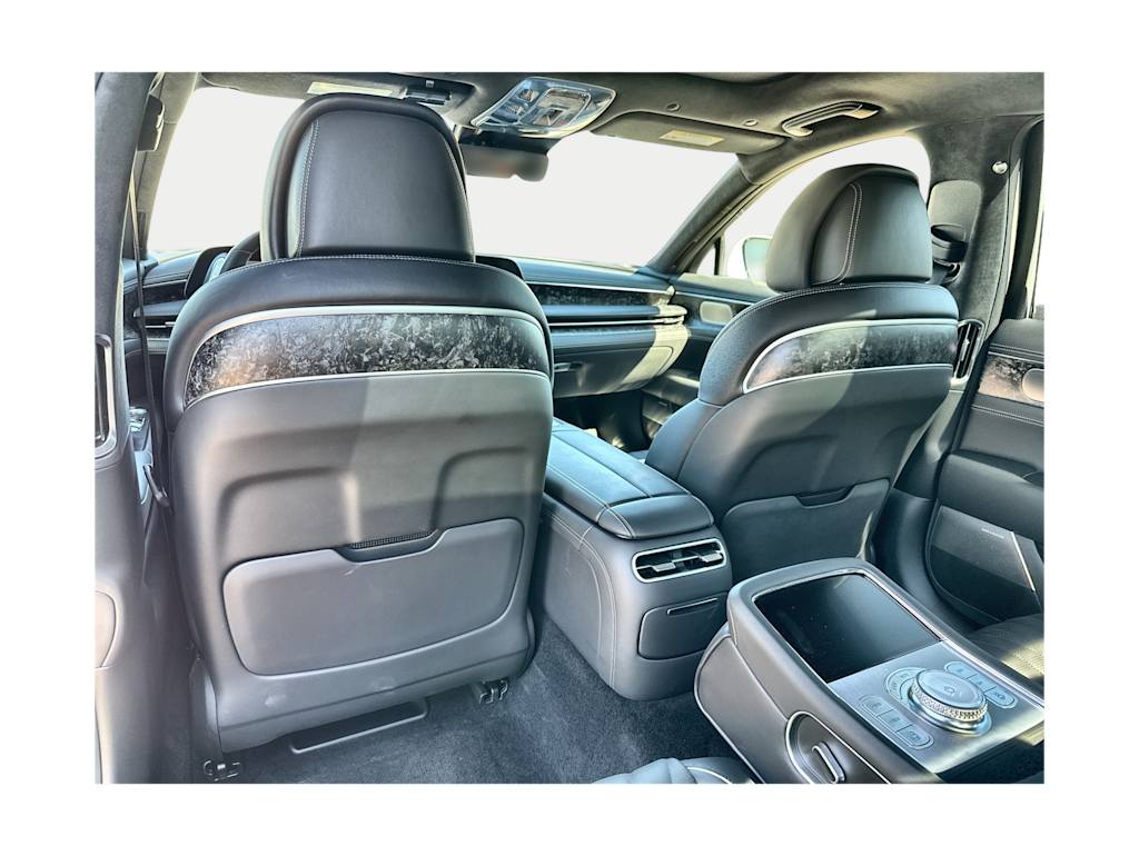 Thumbnail: 2026 Genesis G90 - 24