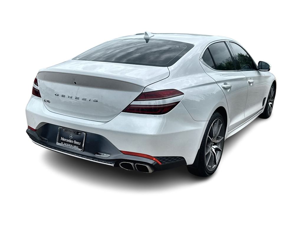 Thumbnail: 2023 Genesis G70 - 27