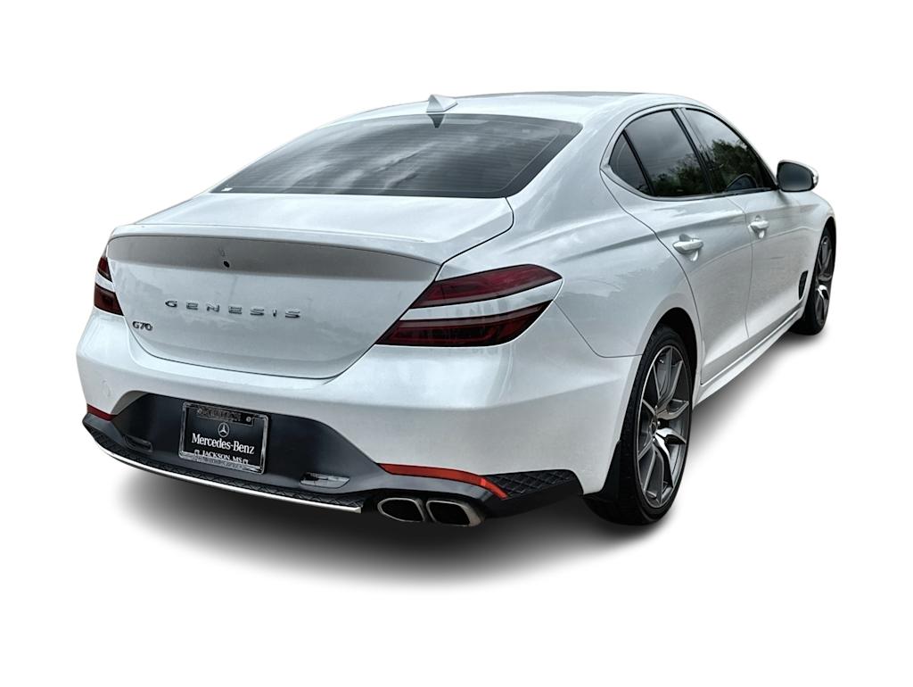 Thumbnail: 2023 Genesis G70 - 21