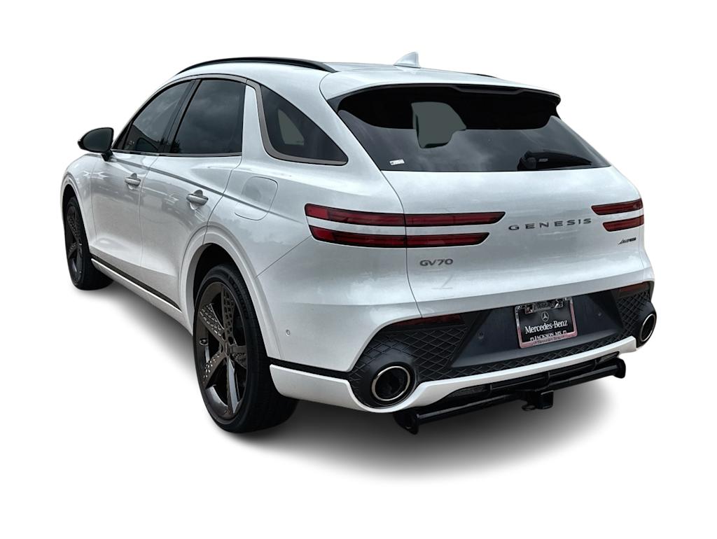 Thumbnail: 2022 Genesis GV70 - 4