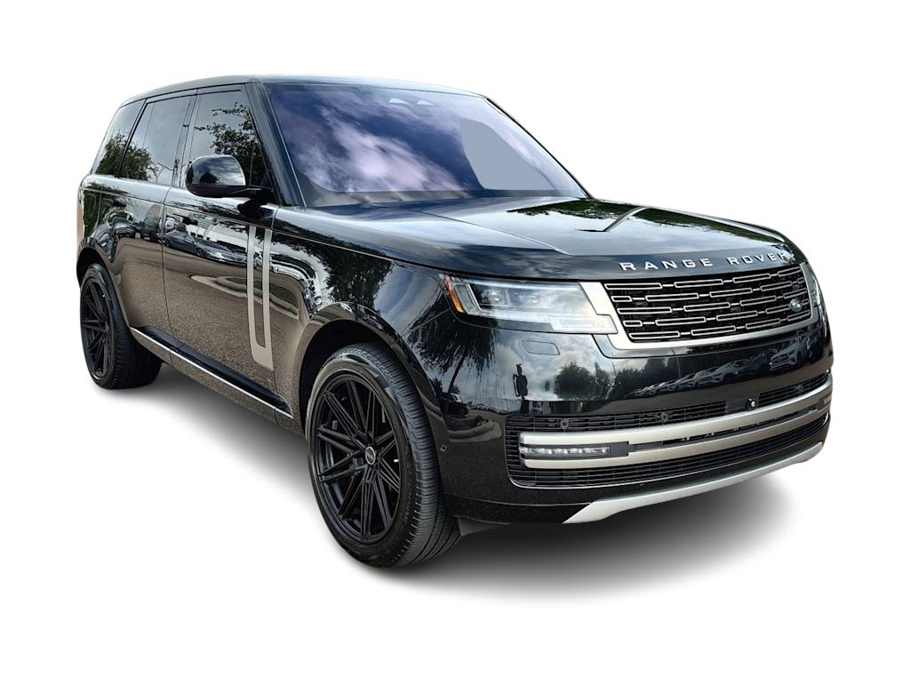 Thumbnail: 2023 Land Rover Range Rover - 17