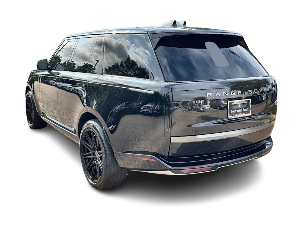 Thumbnail: 2023 Land Rover Range Rover - 4