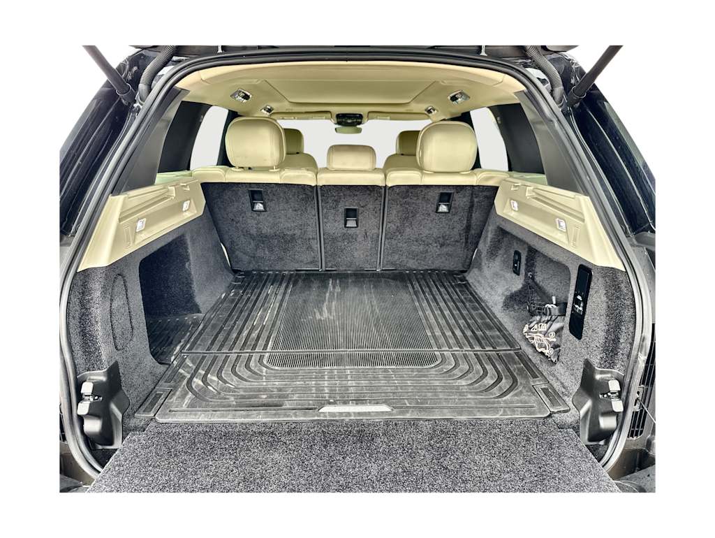 Thumbnail: 2023 Land Rover Range Rover - 15