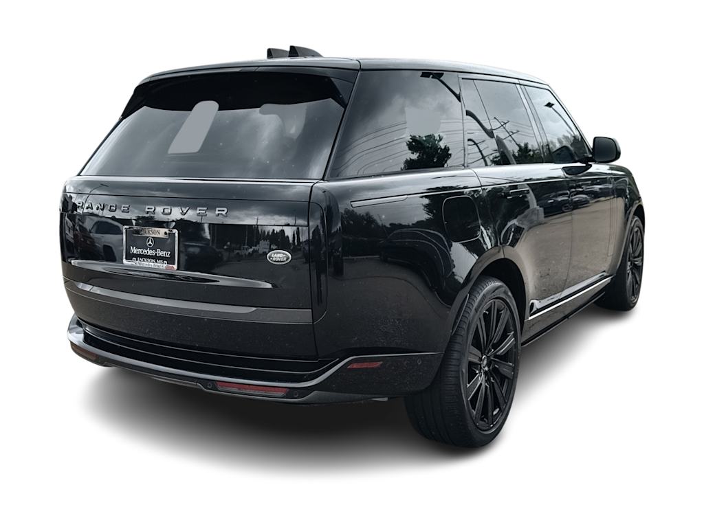 Thumbnail: 2023 Land Rover Range Rover - 18