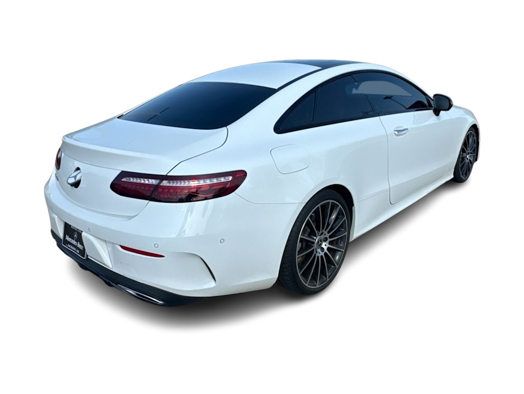 Thumbnail: 2022 Mercedes-Benz E-Class - 14