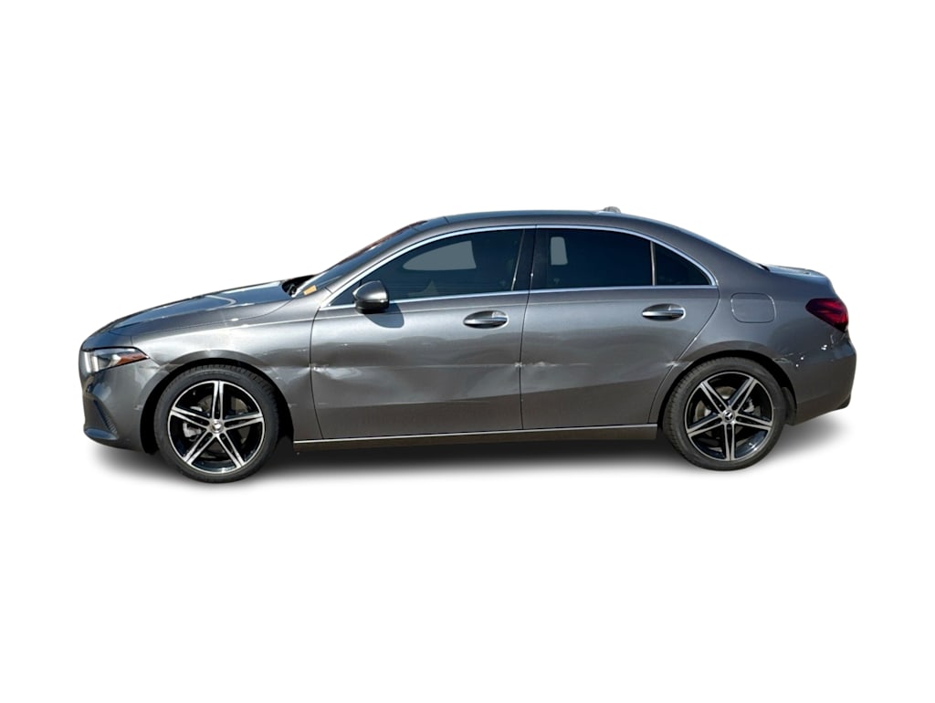 Thumbnail: 2021 Mercedes-Benz A-Class - 3