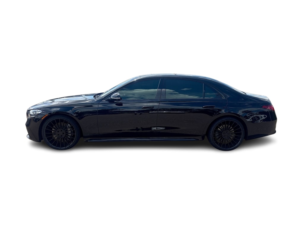 Thumbnail: 2021 Mercedes-Benz S-Class - 3