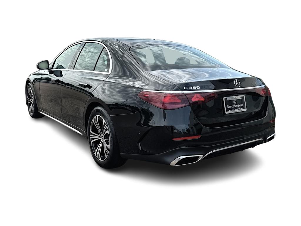 Thumbnail: 2026 Mercedes-Benz E-Class - 4
