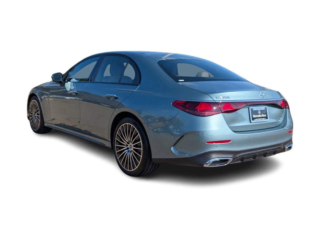 Thumbnail: 2026 Mercedes-Benz E-Class - 3