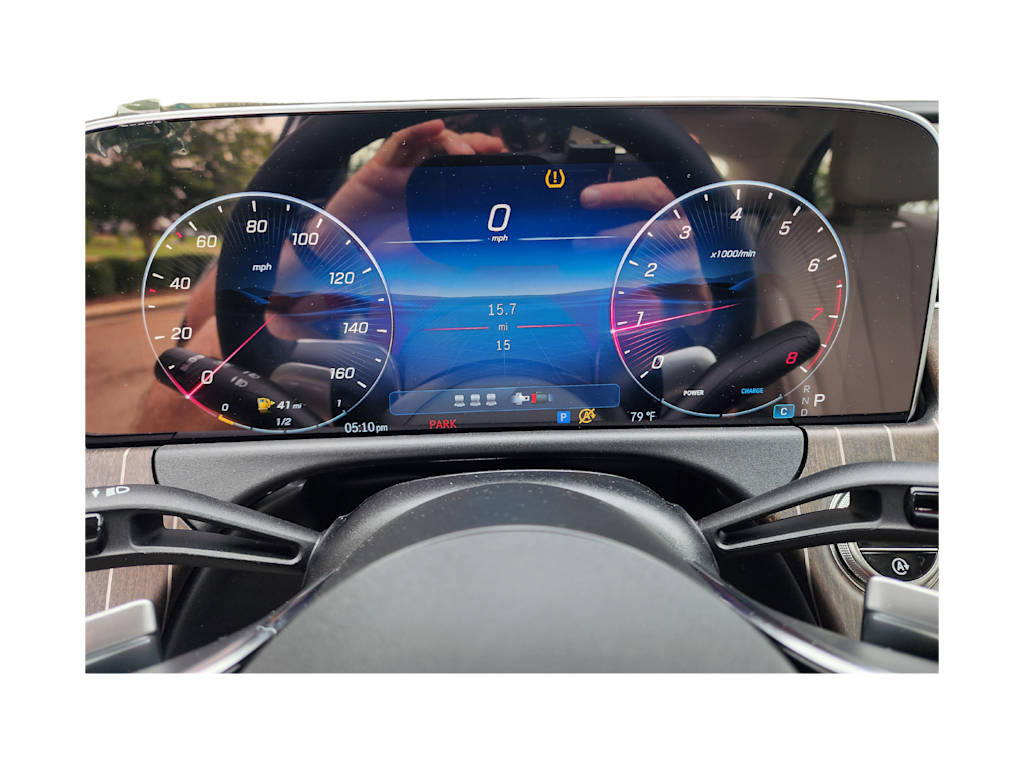 Thumbnail: 2025 Mercedes-Benz E-Class - 3