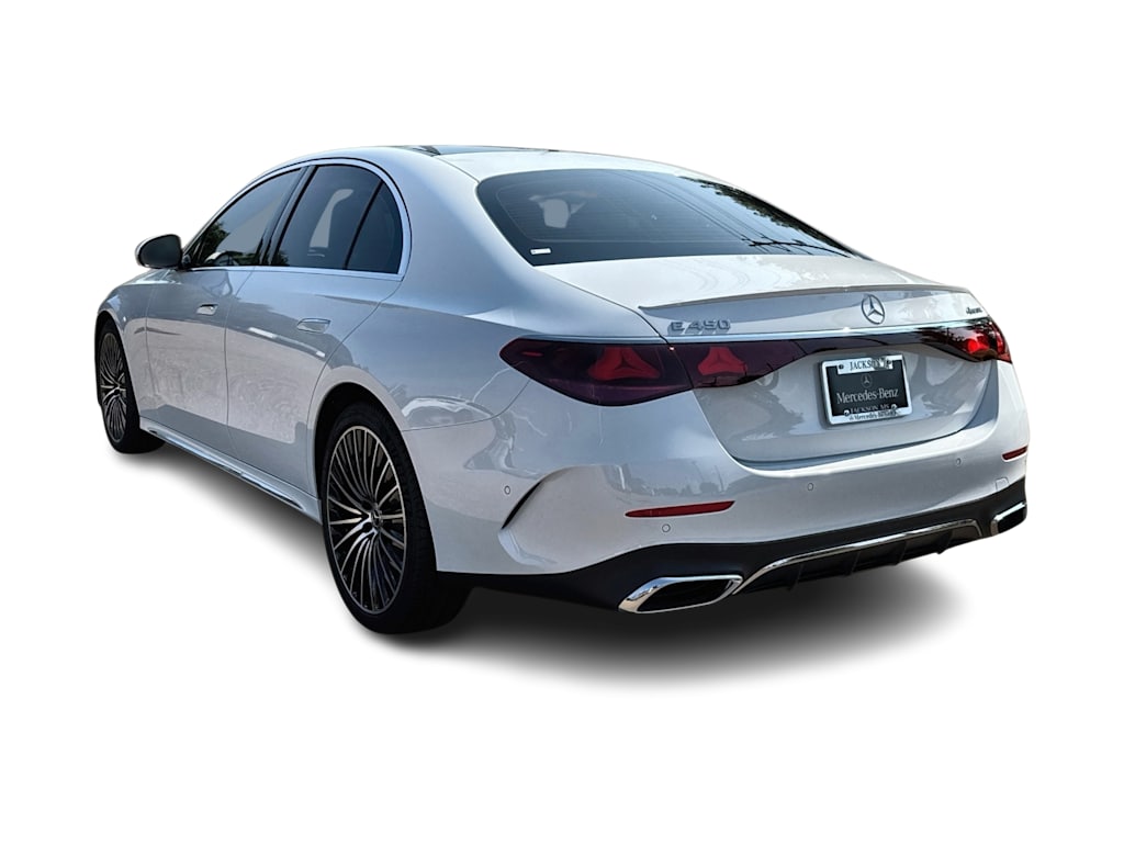 Thumbnail: 2026 Mercedes-Benz E-Class - 4