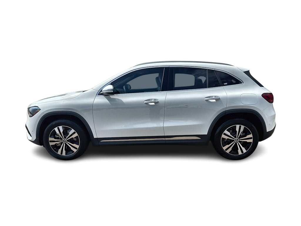 Thumbnail: 2026 Mercedes-Benz GLA - 3