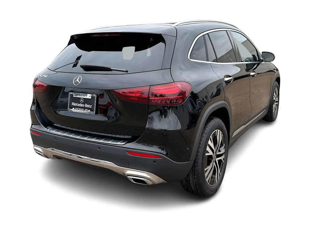 Thumbnail: 2026 Mercedes-Benz GLA - 20