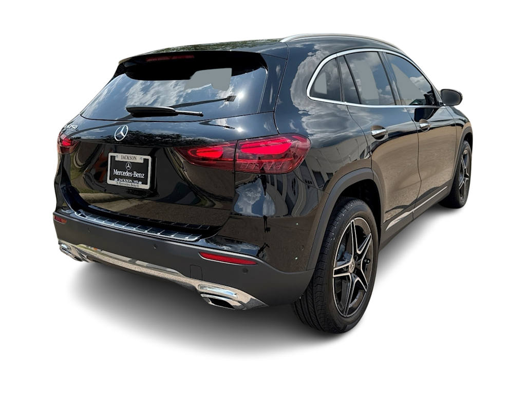 Thumbnail: 2026 Mercedes-Benz GLA - 22