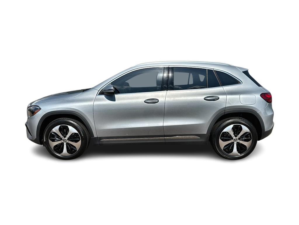 Thumbnail: 2026 Mercedes-Benz GLA - 3