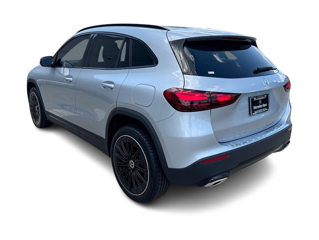 Thumbnail: 2026 Mercedes-Benz GLA - 4