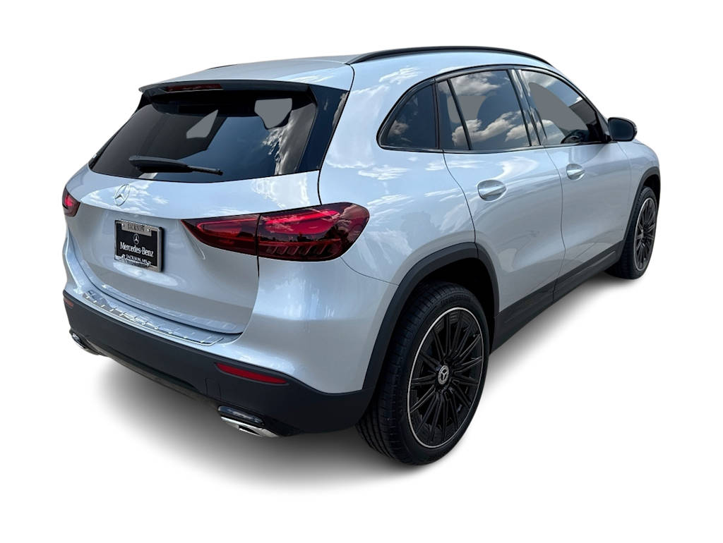 Thumbnail: 2026 Mercedes-Benz GLA - 21